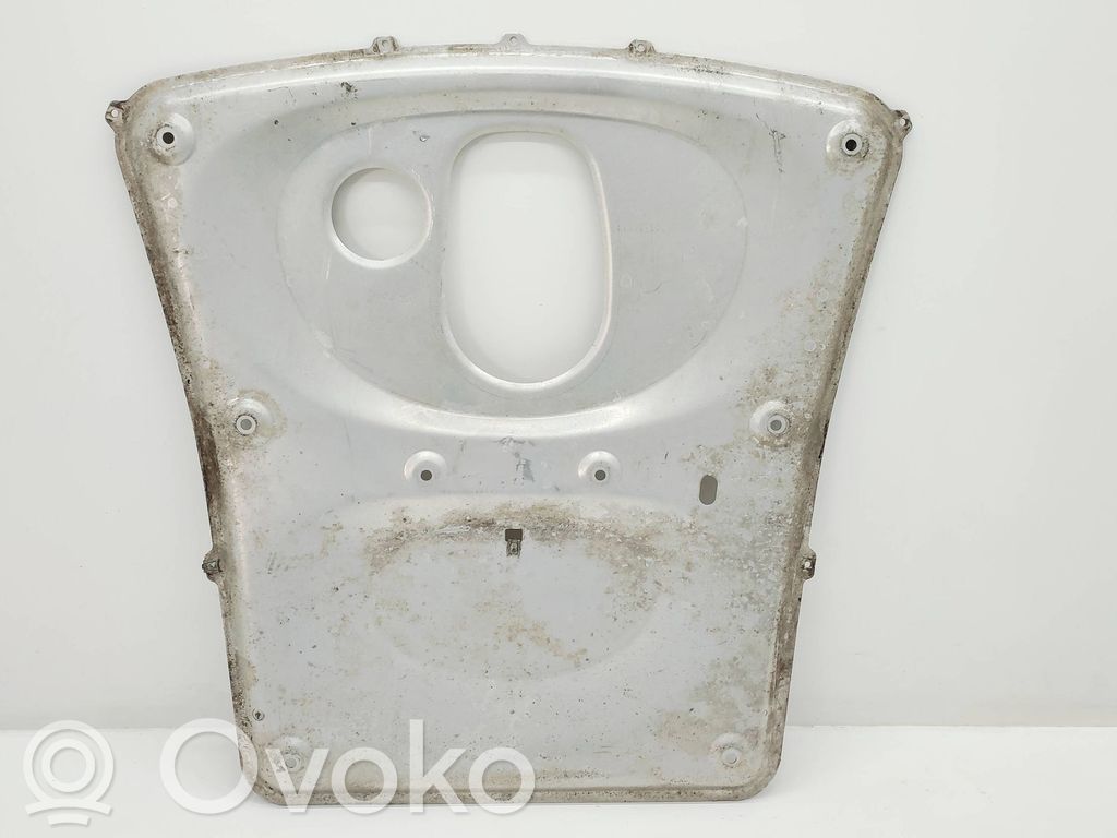 BMW M5 Placa protectora/protector antisalpicaduras motor 