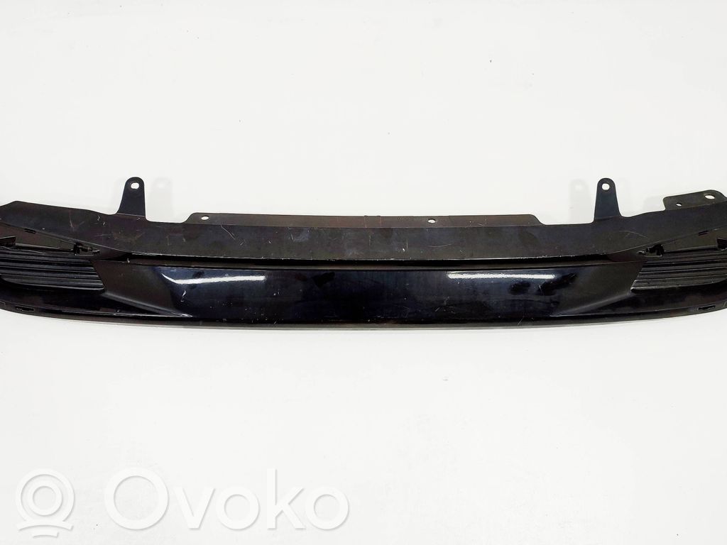 Toyota Corolla E210 E21 Takapuskurin alaosan lista 