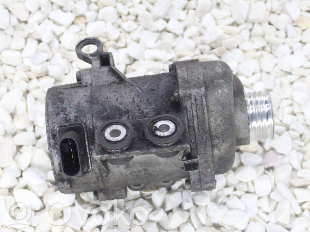 Pompe de circulation d'eau   7521584,7545201
