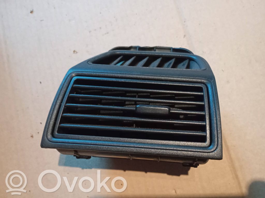 Fiat Grande Punto Sānu gaisa režģis 