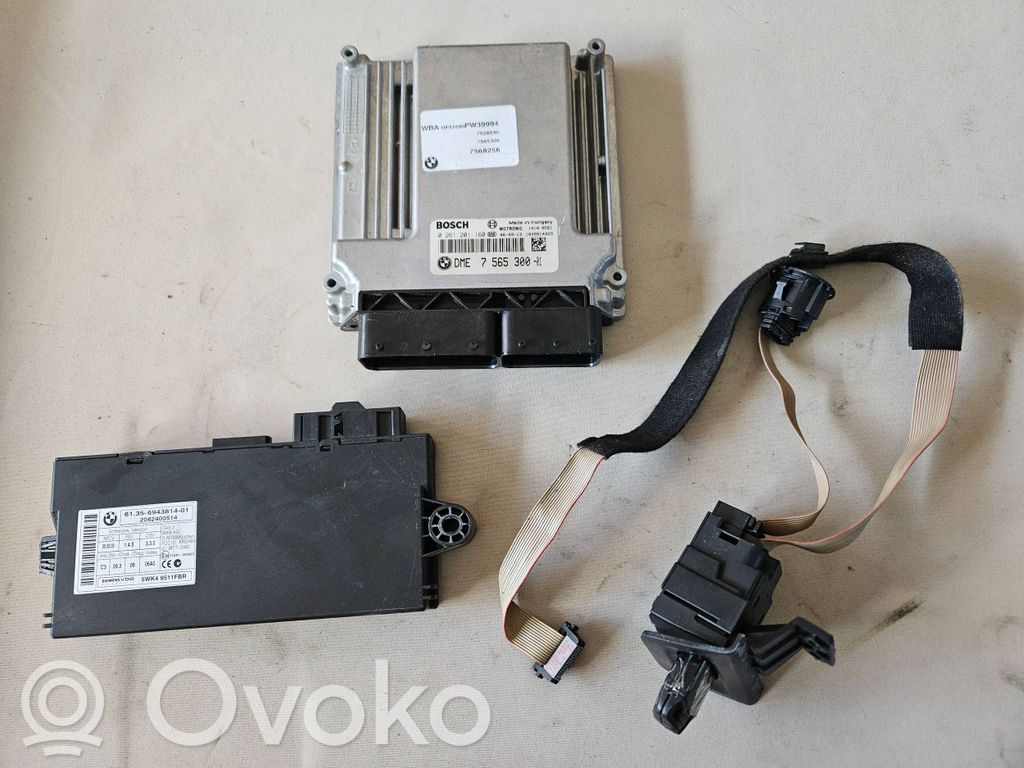 BMW 1 E81 E87 Engine control unit/module 