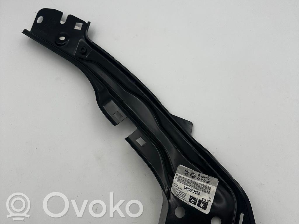 Headlight/headlamp mounting bracket   1400532888