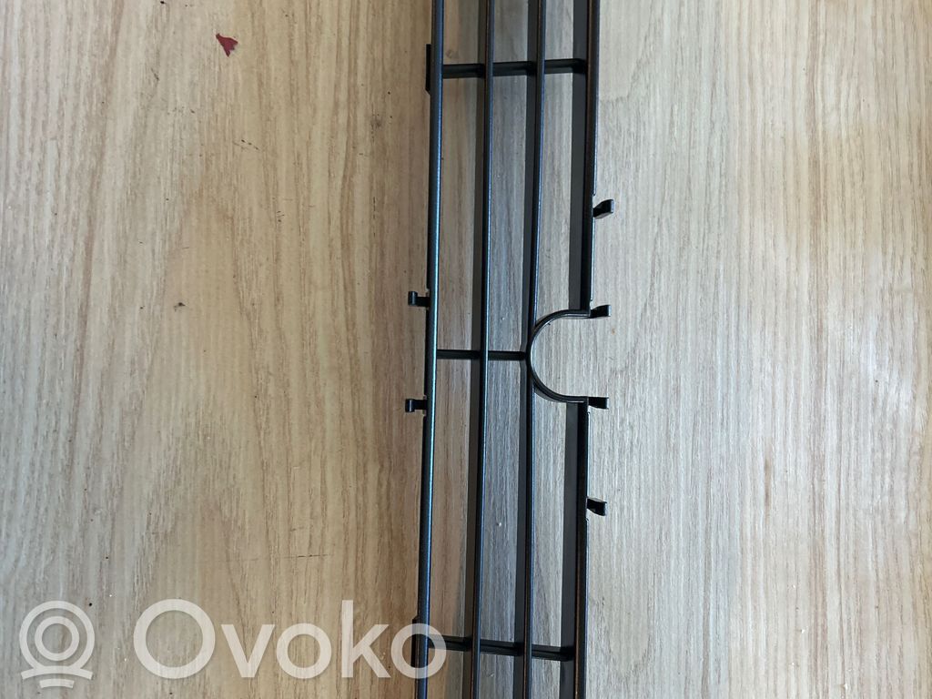 Saab 9-5 Front bumper lower grill 