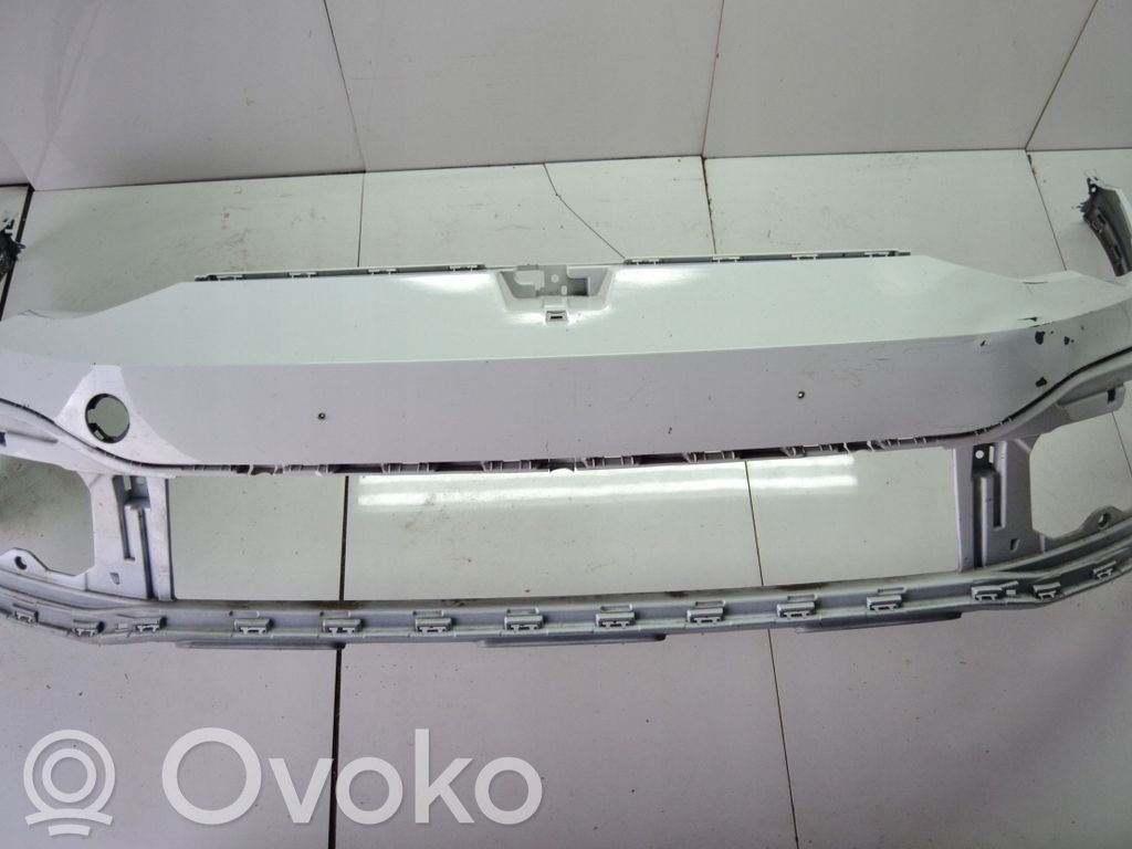 Volkswagen Golf VIII Parachoques delantero 