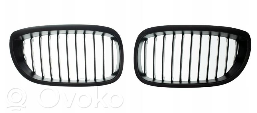 Front grill   51138208686