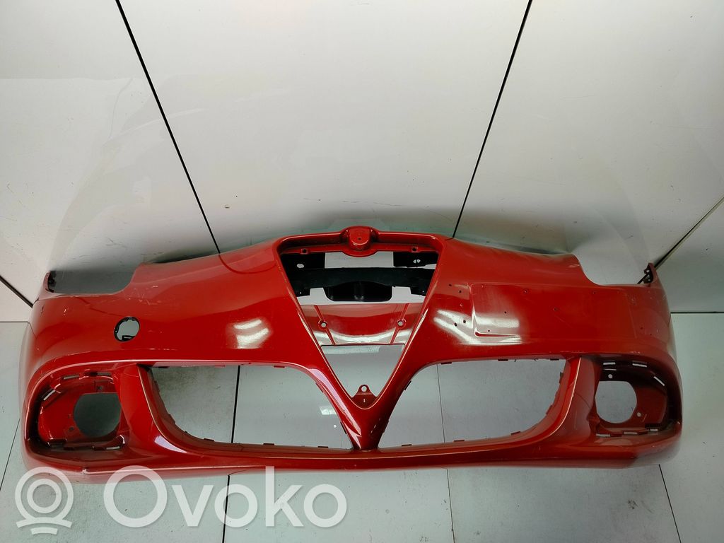 Alfa Romeo Giulietta Zderzak przedni 