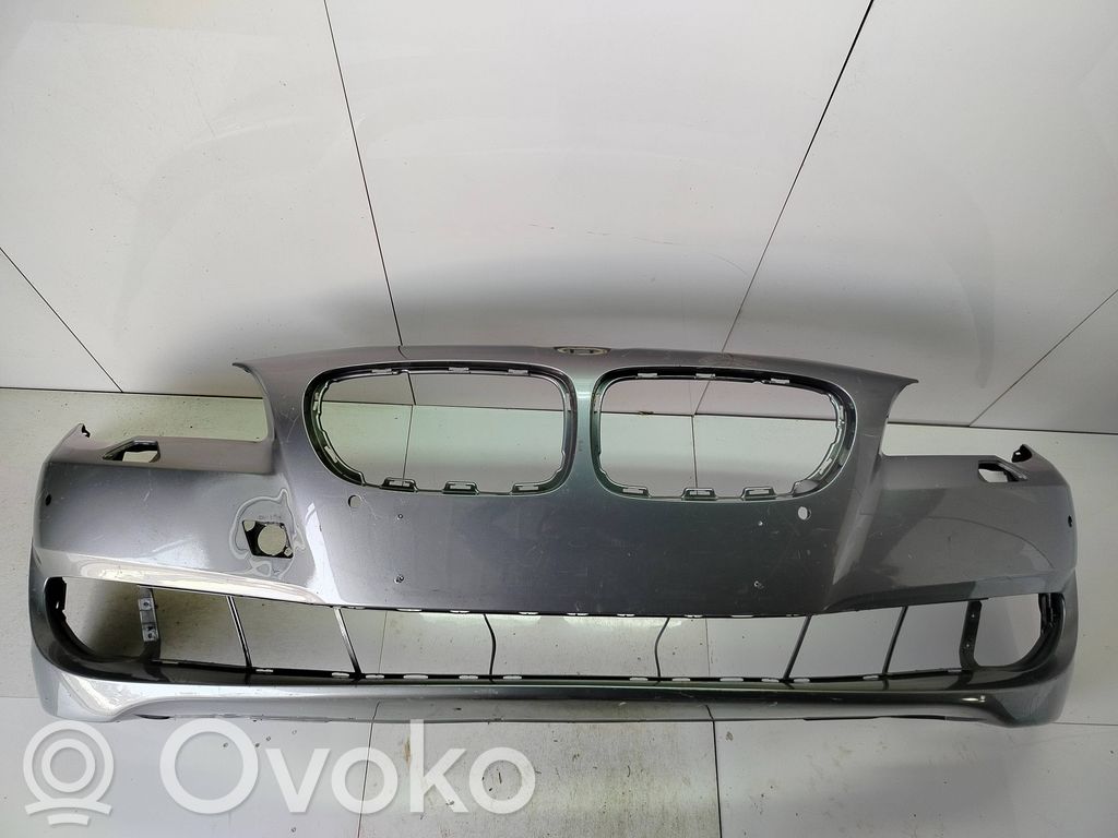 BMW 5 F10 F11 Zderzak przedni 