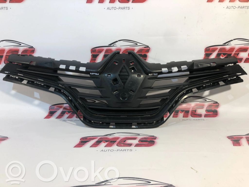 Renault Captur Grille calandre supérieure de pare-chocs avant 
