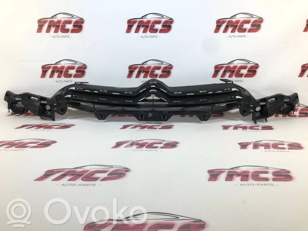 Citroen C4 II Grille de calandre avant 