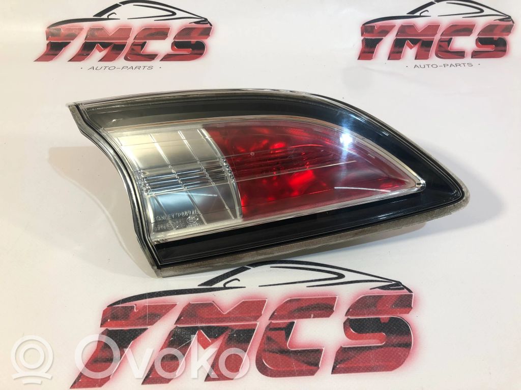 Mazda 3 II Galinis žibintas kėbule 
