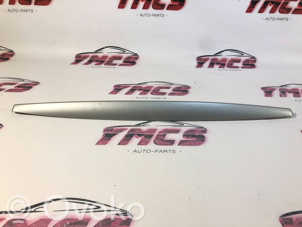 BMW 1 E81 E87 Dashboard glove box trim 