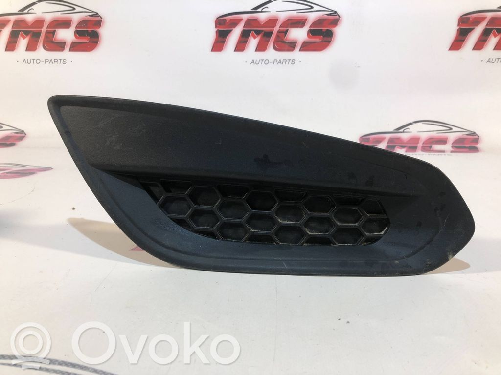 Volvo S60 Front bumper lower grill 