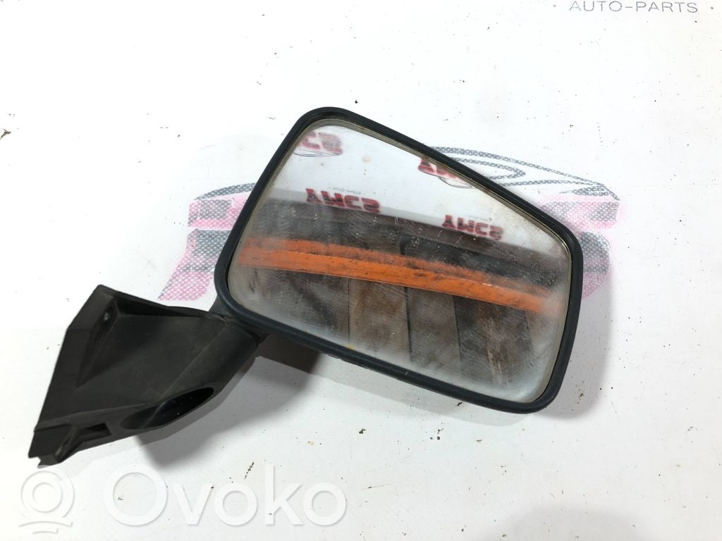 Coupe wind mirror (mechanical)   E200669