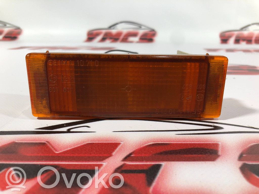 Front indicator light   SEIMA10710