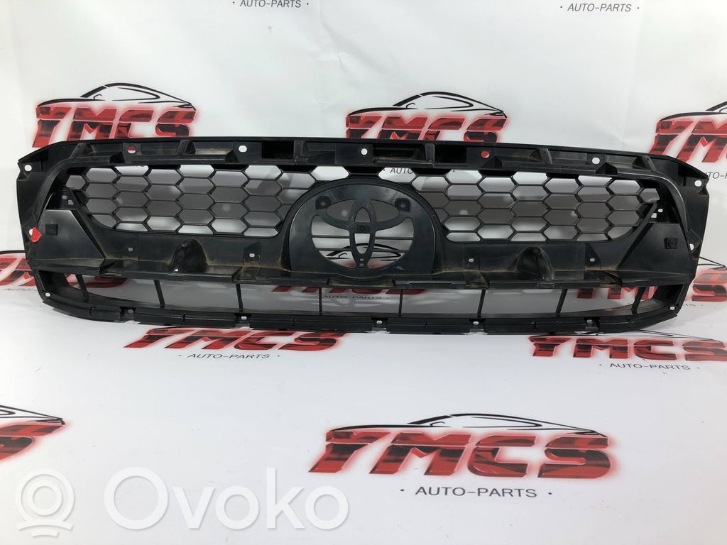 Maskownica / Grill / Atrapa górna chłodnicy   531000K250,531000K260,531000K360