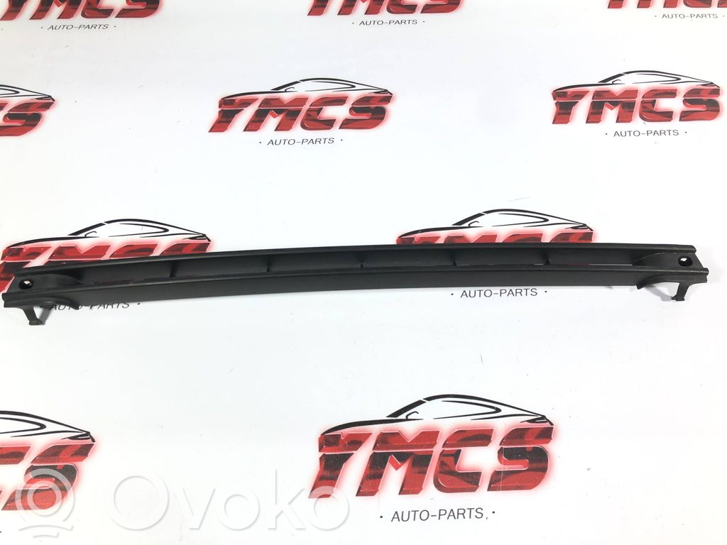 Renault Clio I Front bumper upper radiator grill 