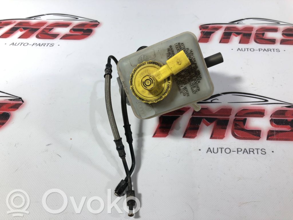 Audi A3 S3 8L Pääjarrusylinteri 