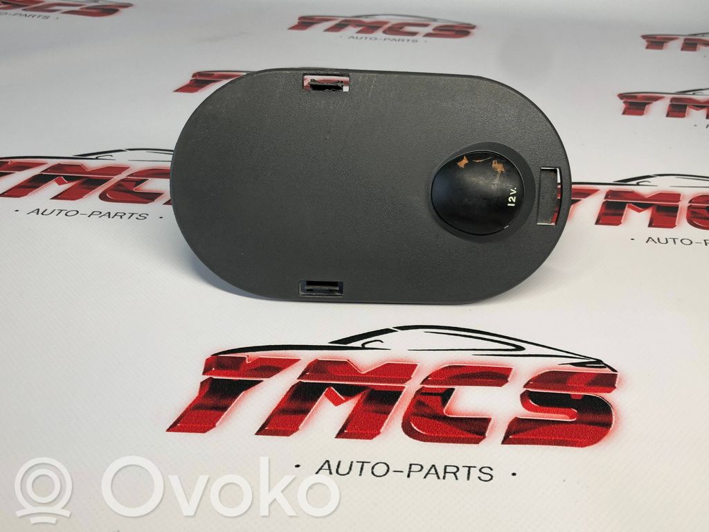 Cigarette lighter trim front   1401181877