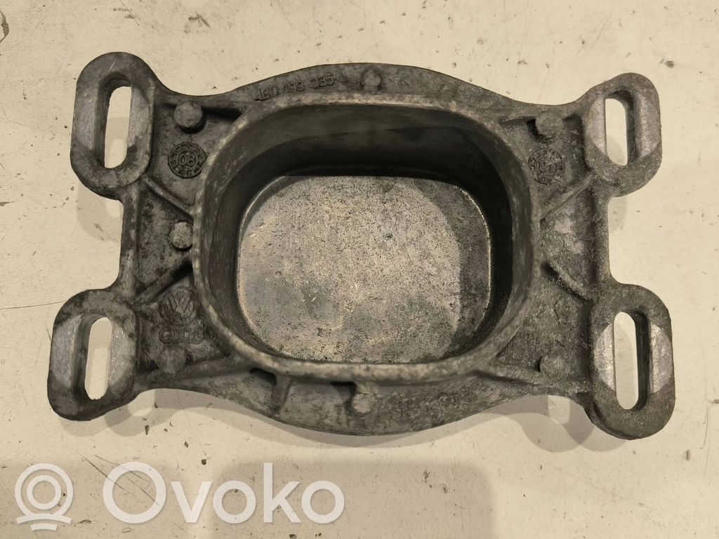 Audi A6 S6 C6 4F Engine mounting bracket 