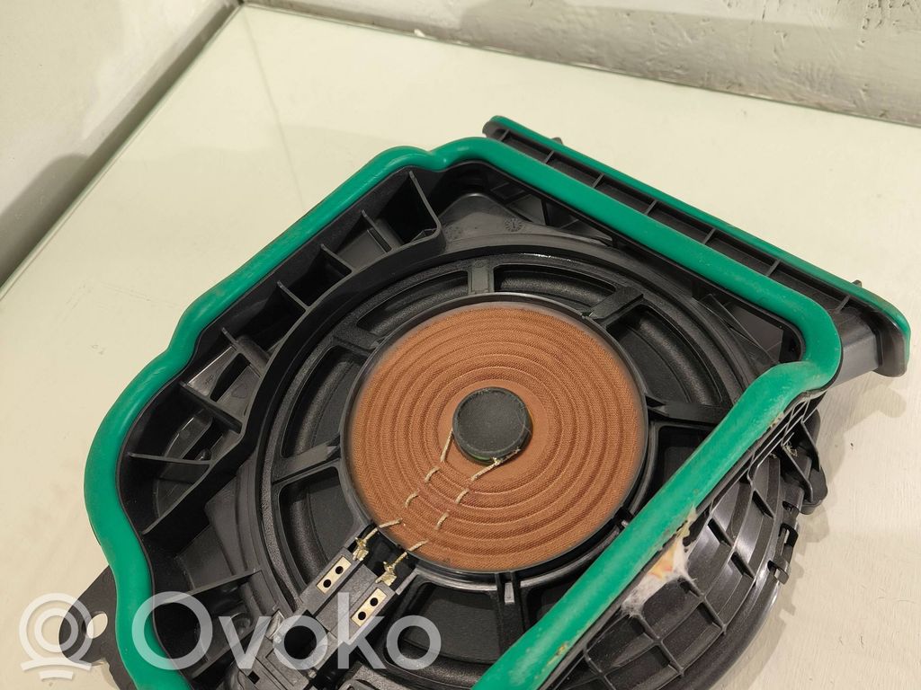 BMW M8 F91 F92 G14 G15 Subwoofer 