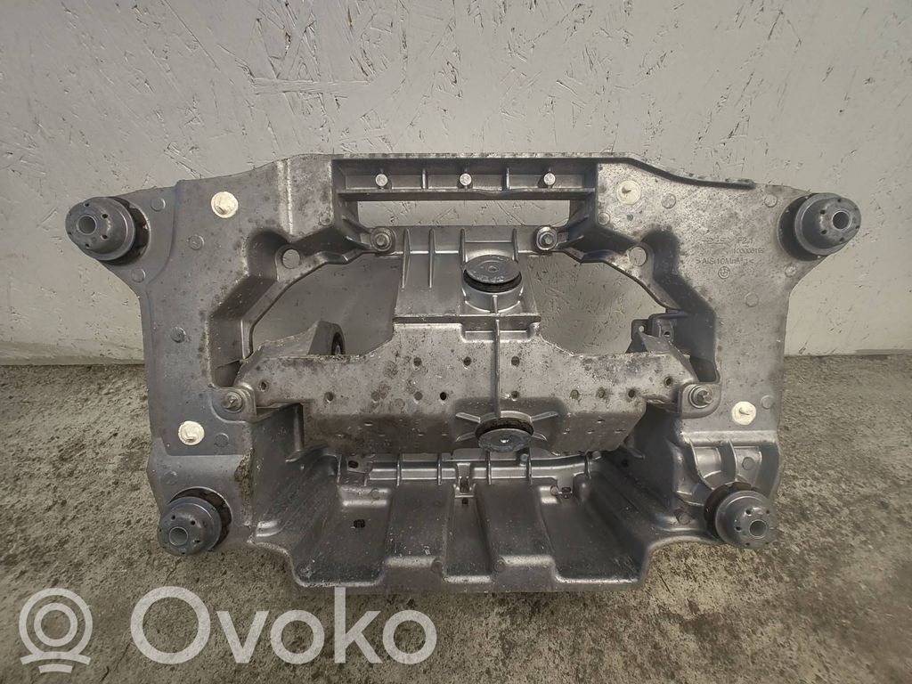 BMW i4 A/C compressor mount bracket 