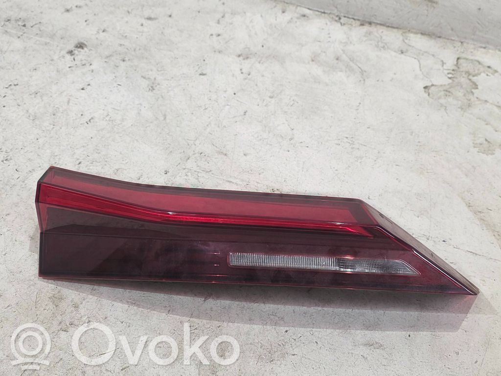 BMW iX1 Lampy tylnej klapy bagażnika 