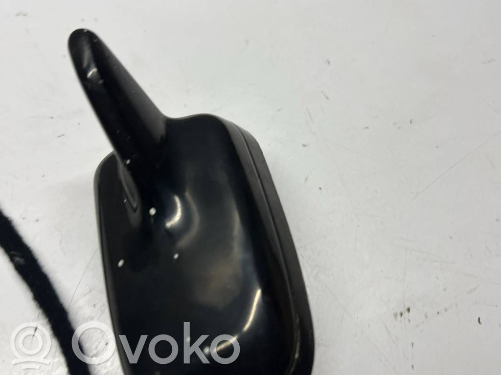 Audi A6 S6 C6 4F GPS-pystyantenni 