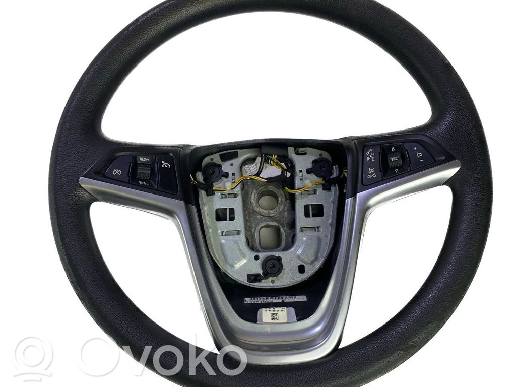 Opel Astra J Ohjauspyörä 
