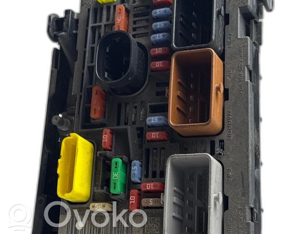 Citroen Berlingo Skrzynka bezpieczników / Komplet 