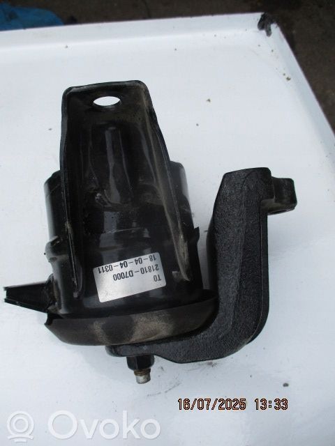 Hyundai Tucson TL Engine mount bracket 