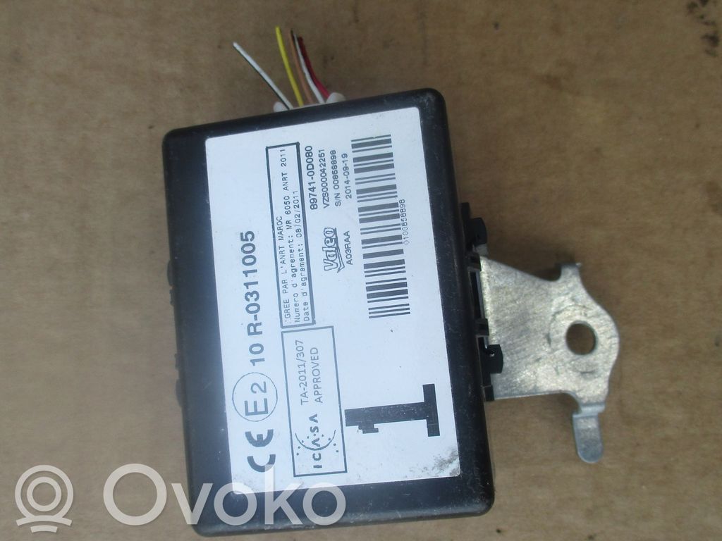 Toyota Yaris Sterownik / Moduł drzwi 