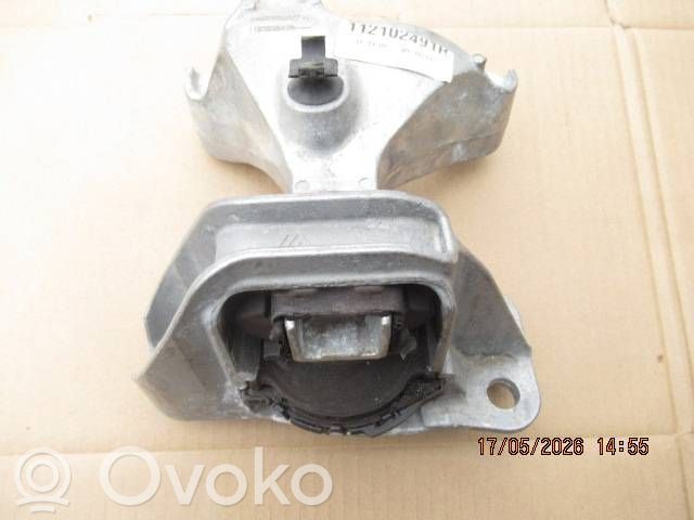 Renault Arkana Engine mount bracket 