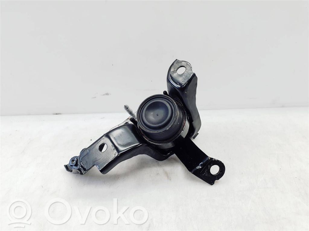 Engine mounting bracket   K3