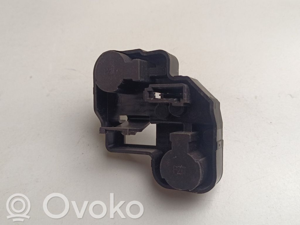 Saab 9-5 Takaluukun takavalot 
