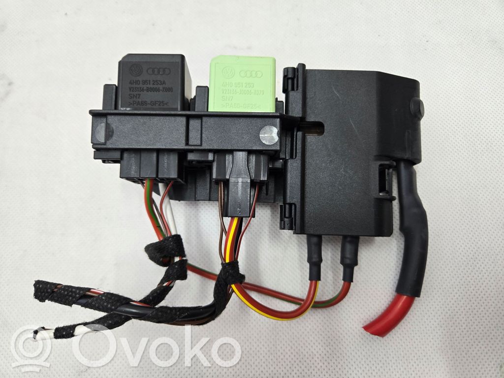 Audi A4 S4 B9 Pečiuko ventiliatoriaus reostatas (reustatas) 