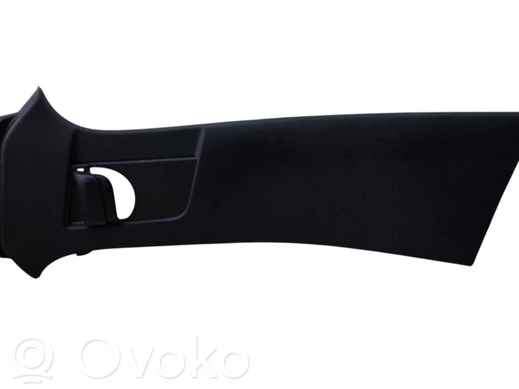 Volvo XC40 Osłona dolna słupka / B 