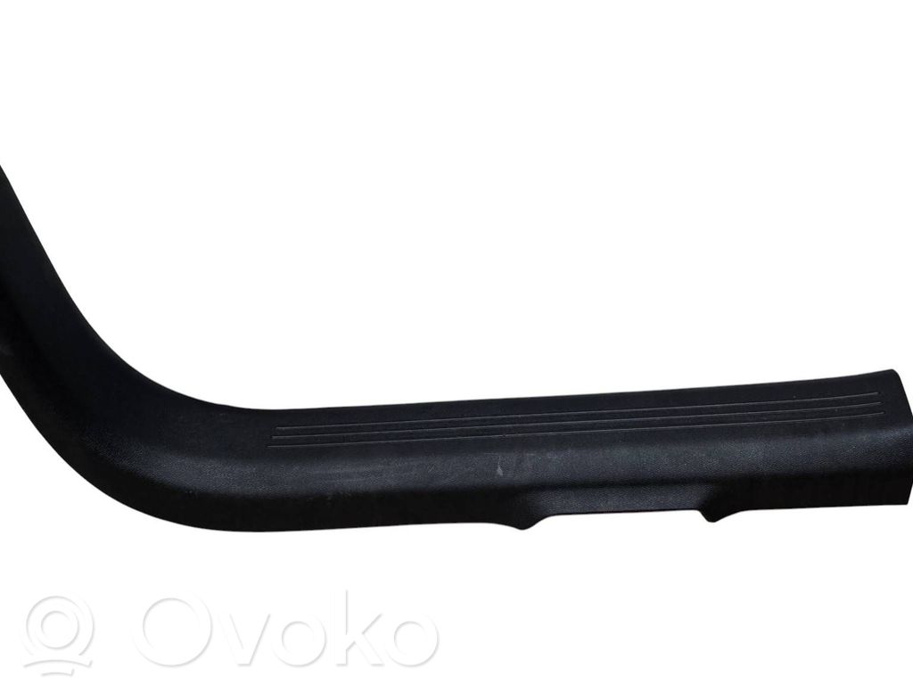 Volvo XC40 Listwa progowa przednia 