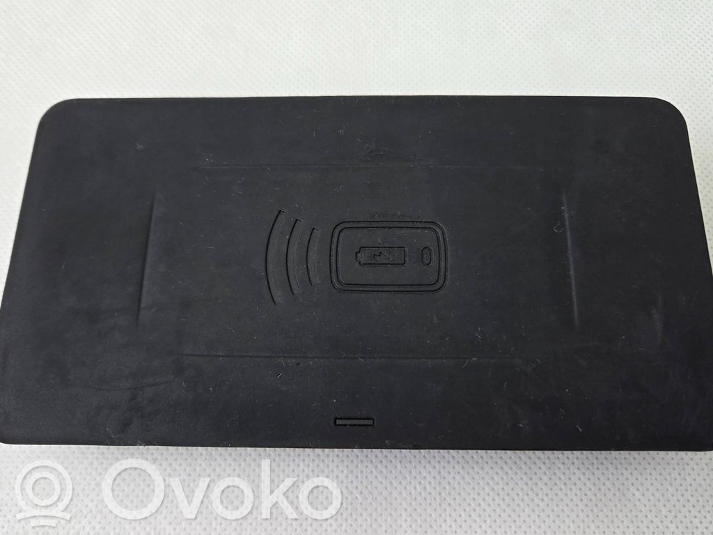 BMW 3 G20 G21 Wireless charging module 