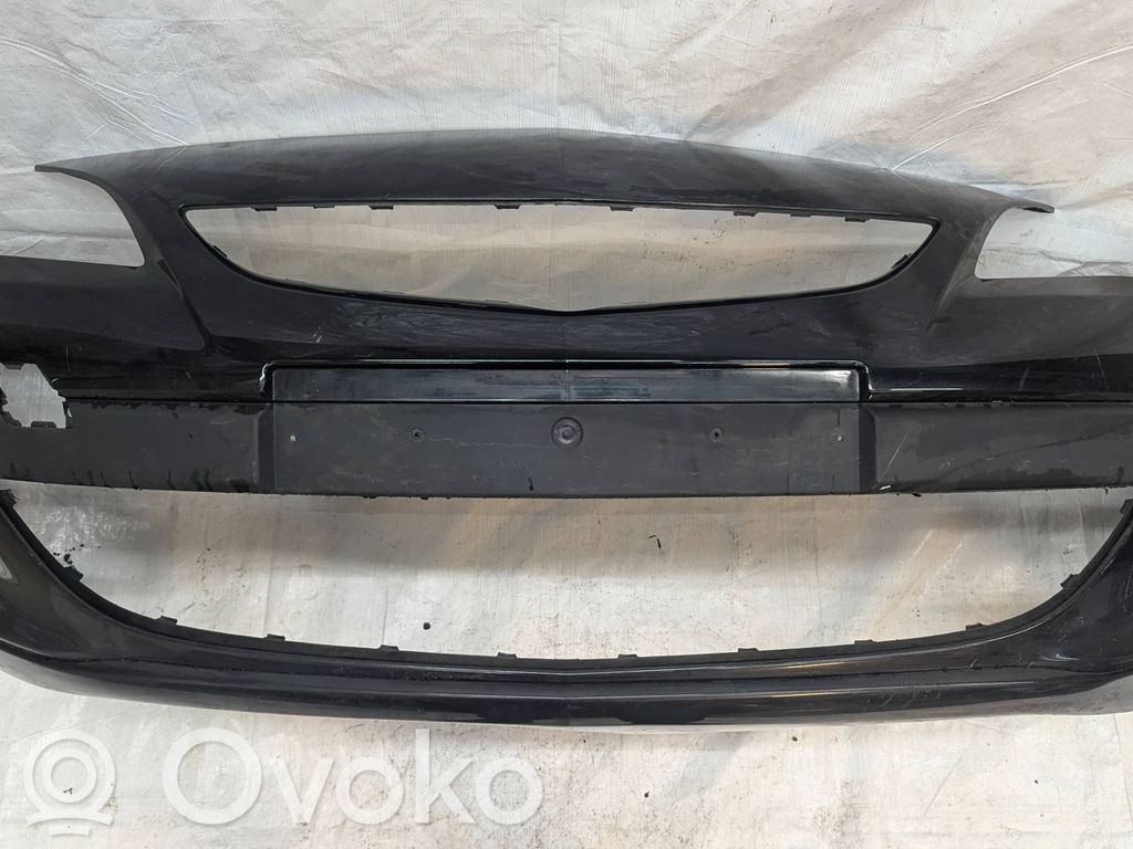 Opel Astra J Parachoques delantero 