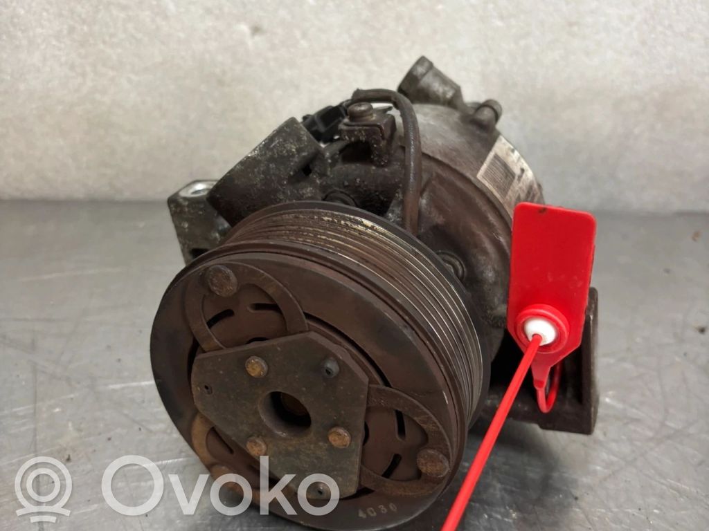 Renault Twingo III Compressore aria condizionata (A/C) (pompa) 