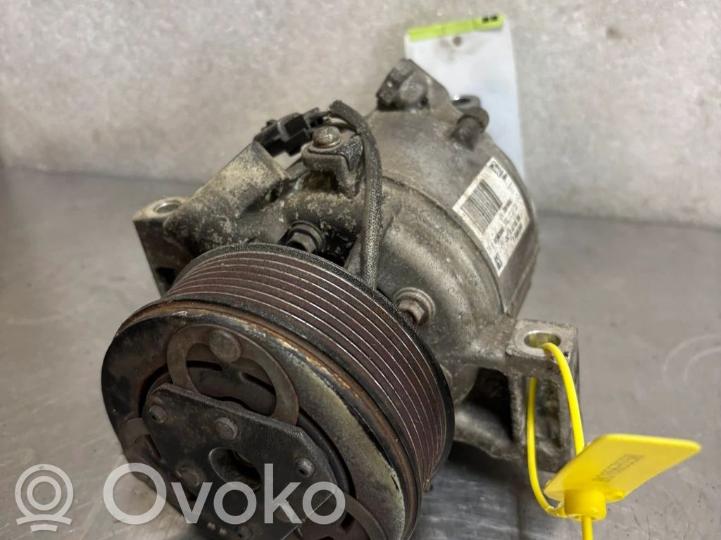 Renault Twingo III Compressore aria condizionata (A/C) (pompa) 