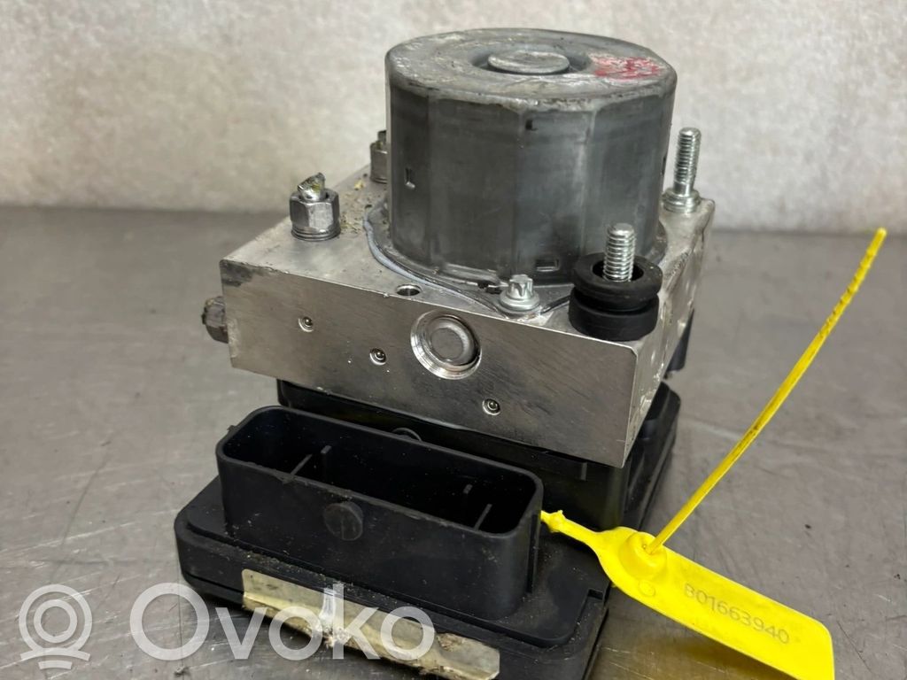 Renault Twingo III Master brake cylinder 