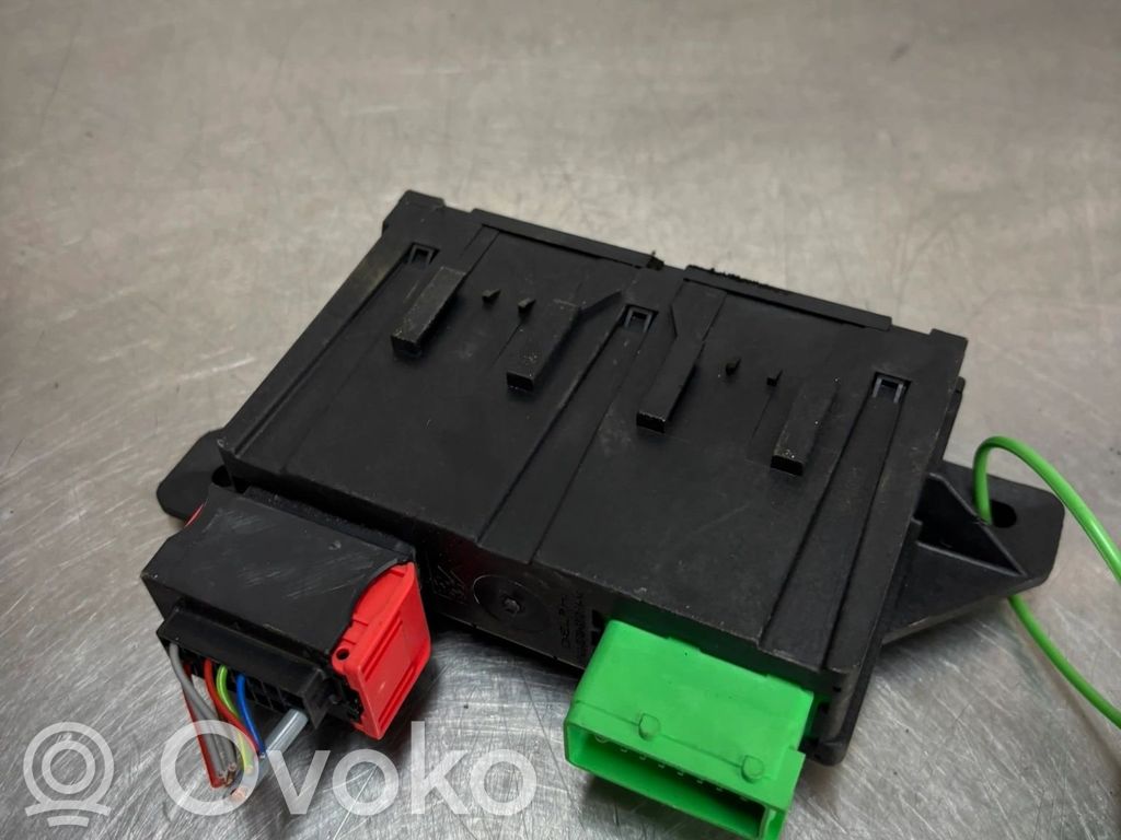 Peugeot Expert Bagāžnieka vāka atvēršanas vadības bloks 