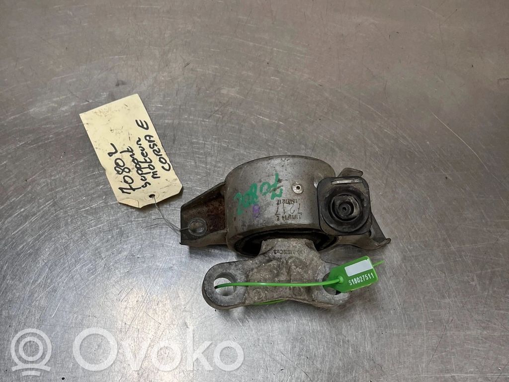 Opel Corsa E Engine mount vacuum valve 