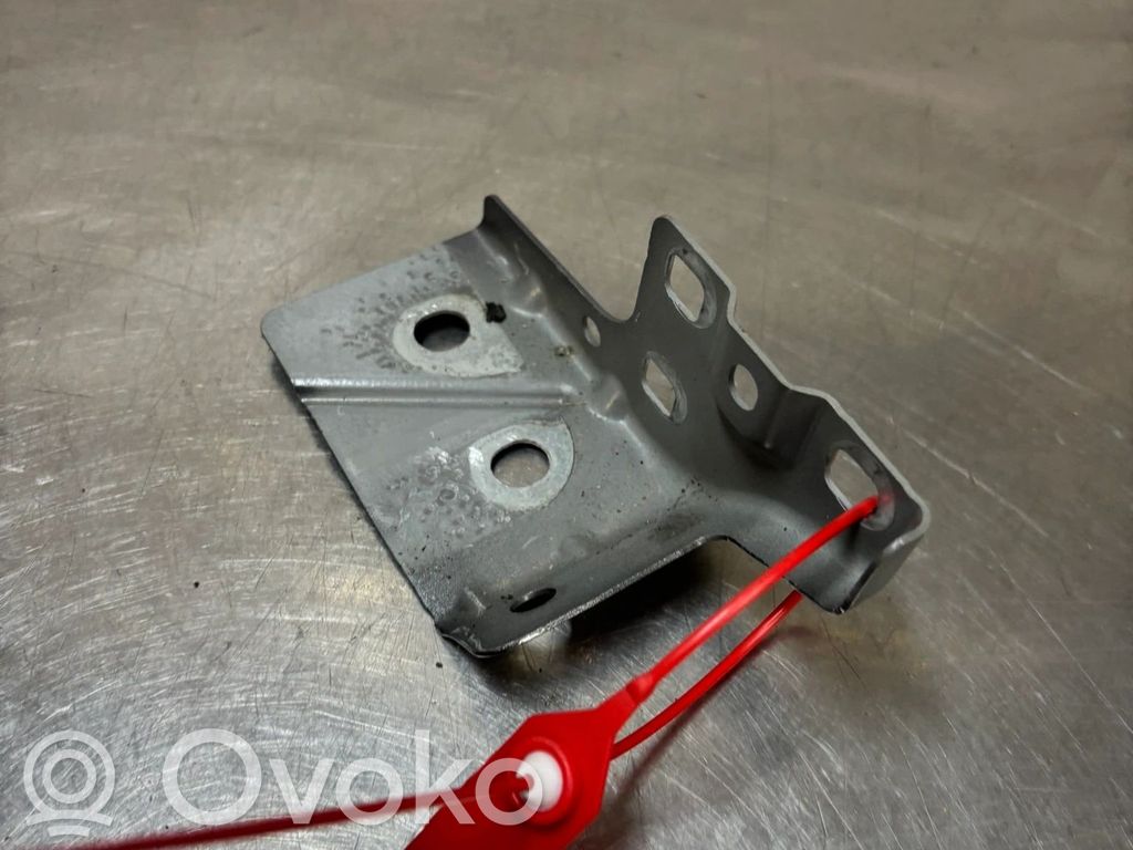Dacia Duster III Fender mounting bracket 