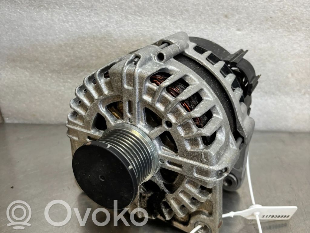 Renault Master III Alternador 