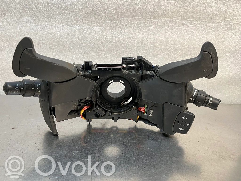 Renault Clio III Muut kytkimet/nupit/vaihtimet 