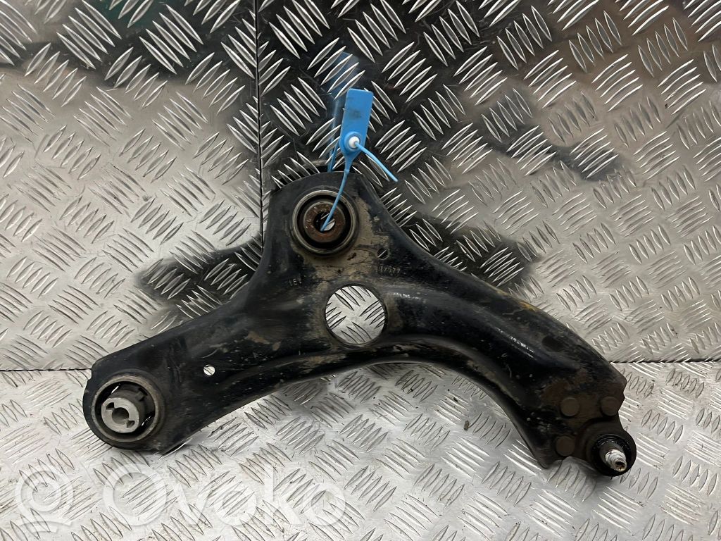 Renault Clio V Rear wheel hub 