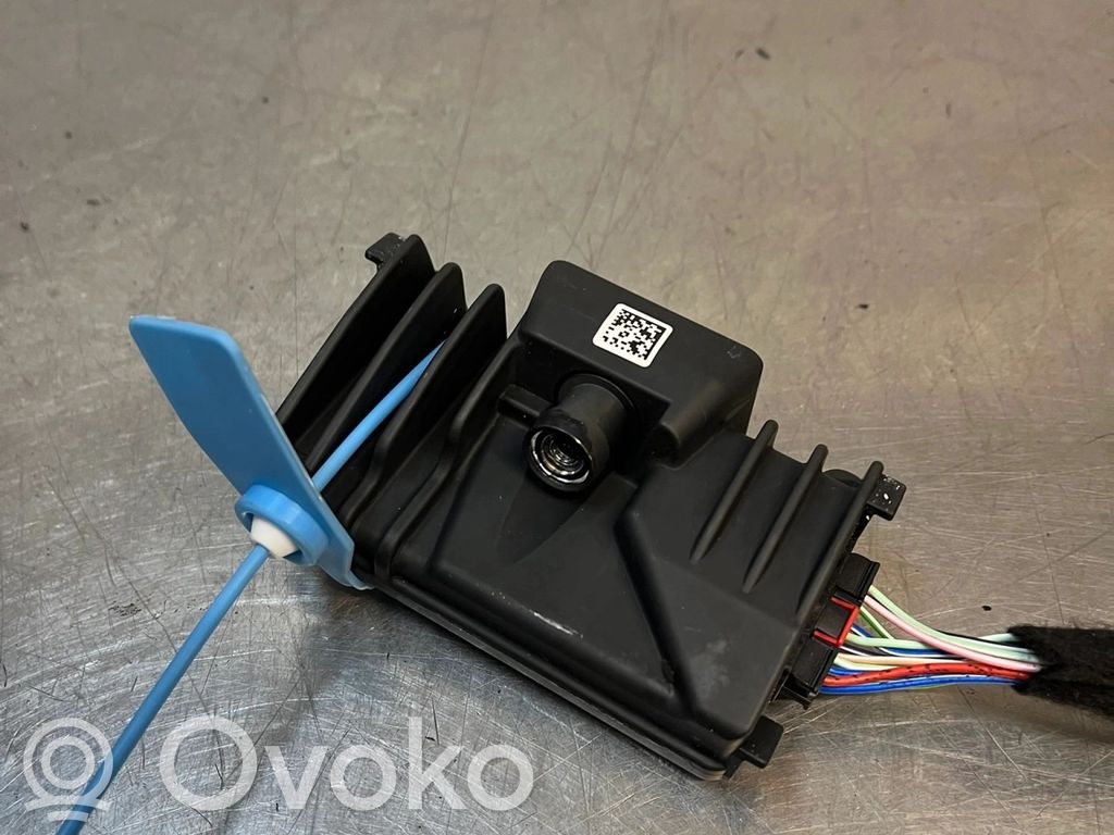 Renault Austral Trunk lid opening control unit 