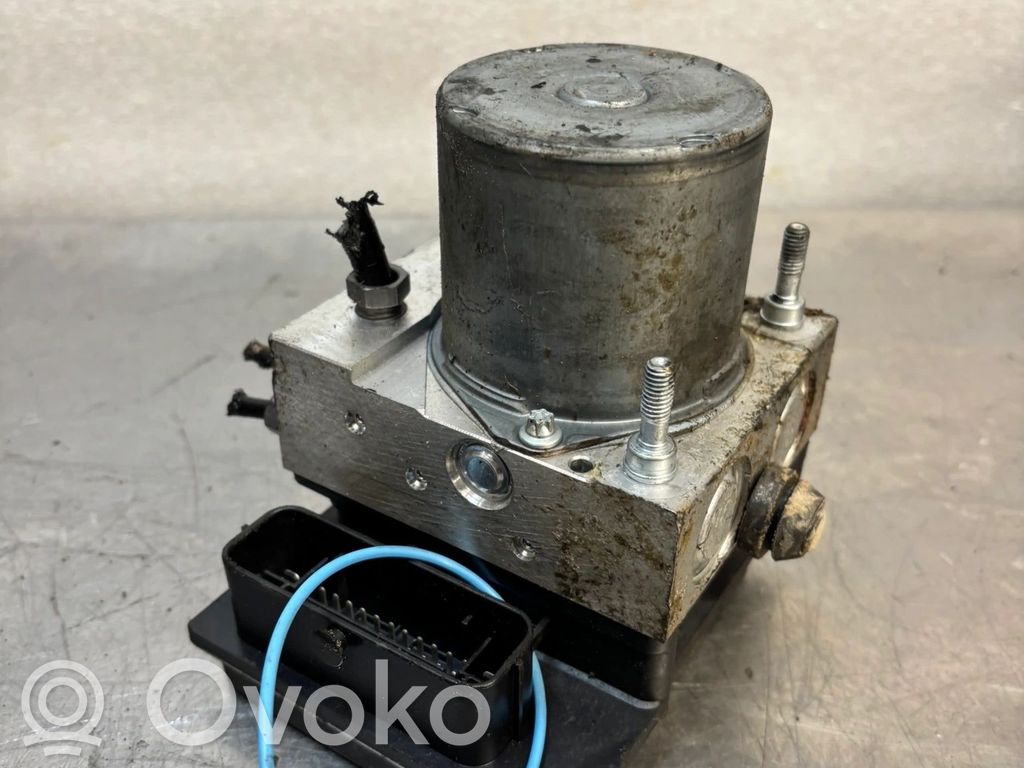 Citroen C4 II Master brake cylinder 